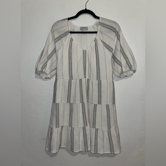 Evereve Alexia Striped Gauze V-Neck Puff Sleeve Tiered Mini Dress - Picture 5 of 8